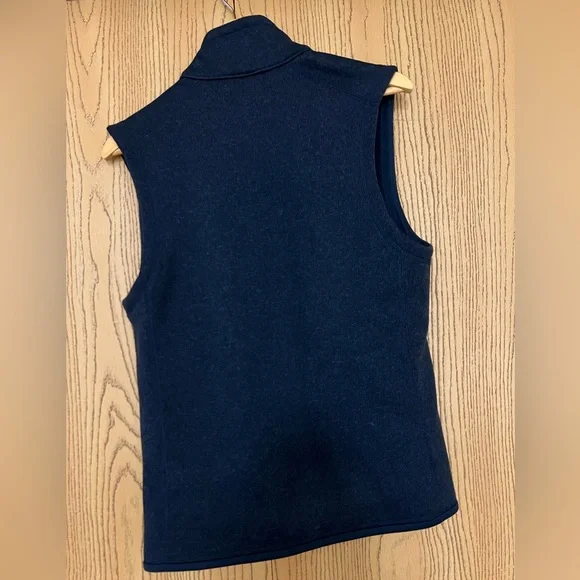 Patagonia Navy Fleece Vest - Picture 3 of 11